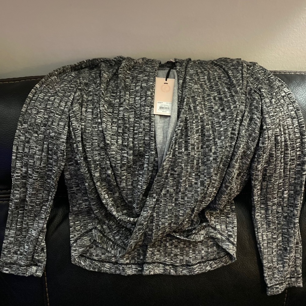 Twist front & hood